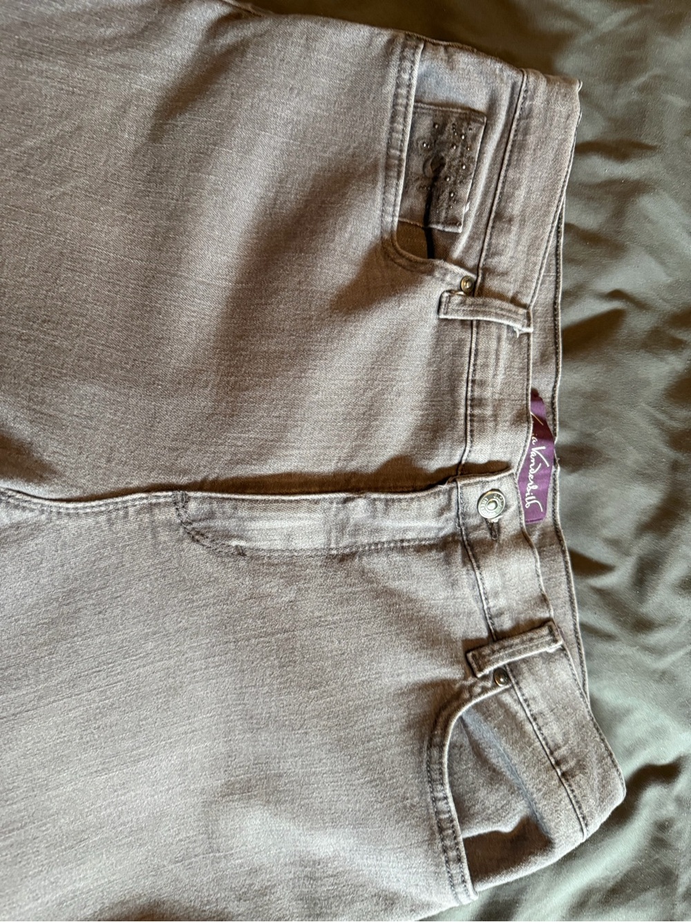 Gloria Vanderbilt Women’s Amanda Jeans — Gray - Picture 4 of 6